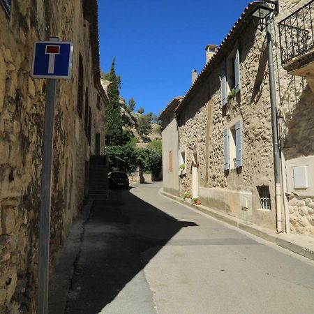 Les Lavandes De Severine Boulbon Exterior photo